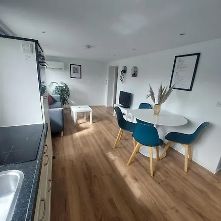 Apartment Landelijk Vlakbij Amsterdam Wijdewormer